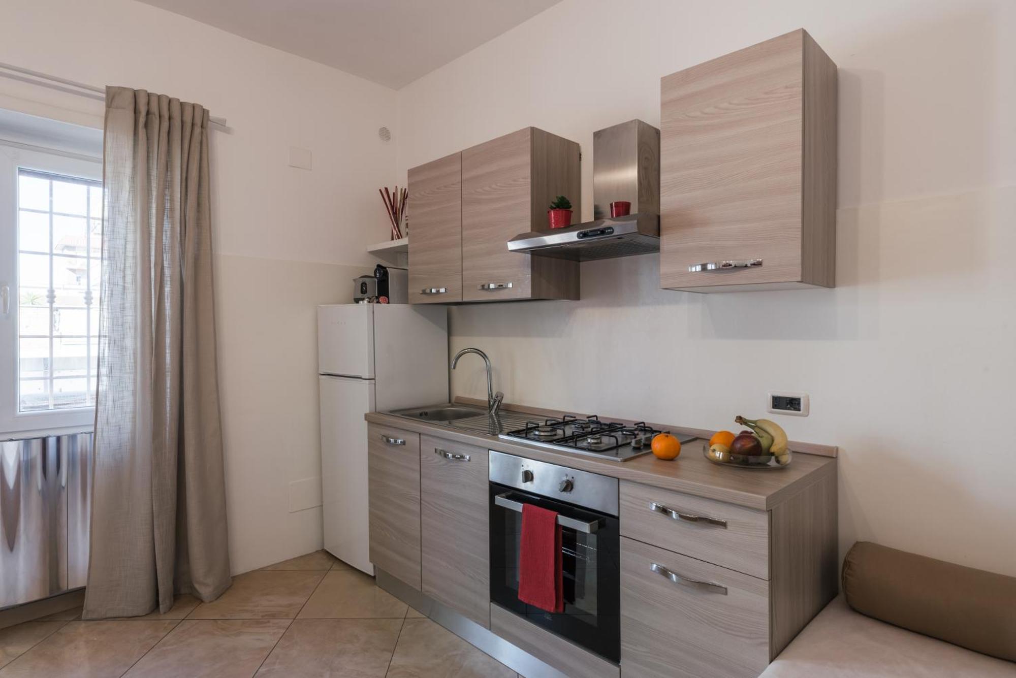 360 Guesthouse - Apartment With Terrace Fiumicino Exteriör bild