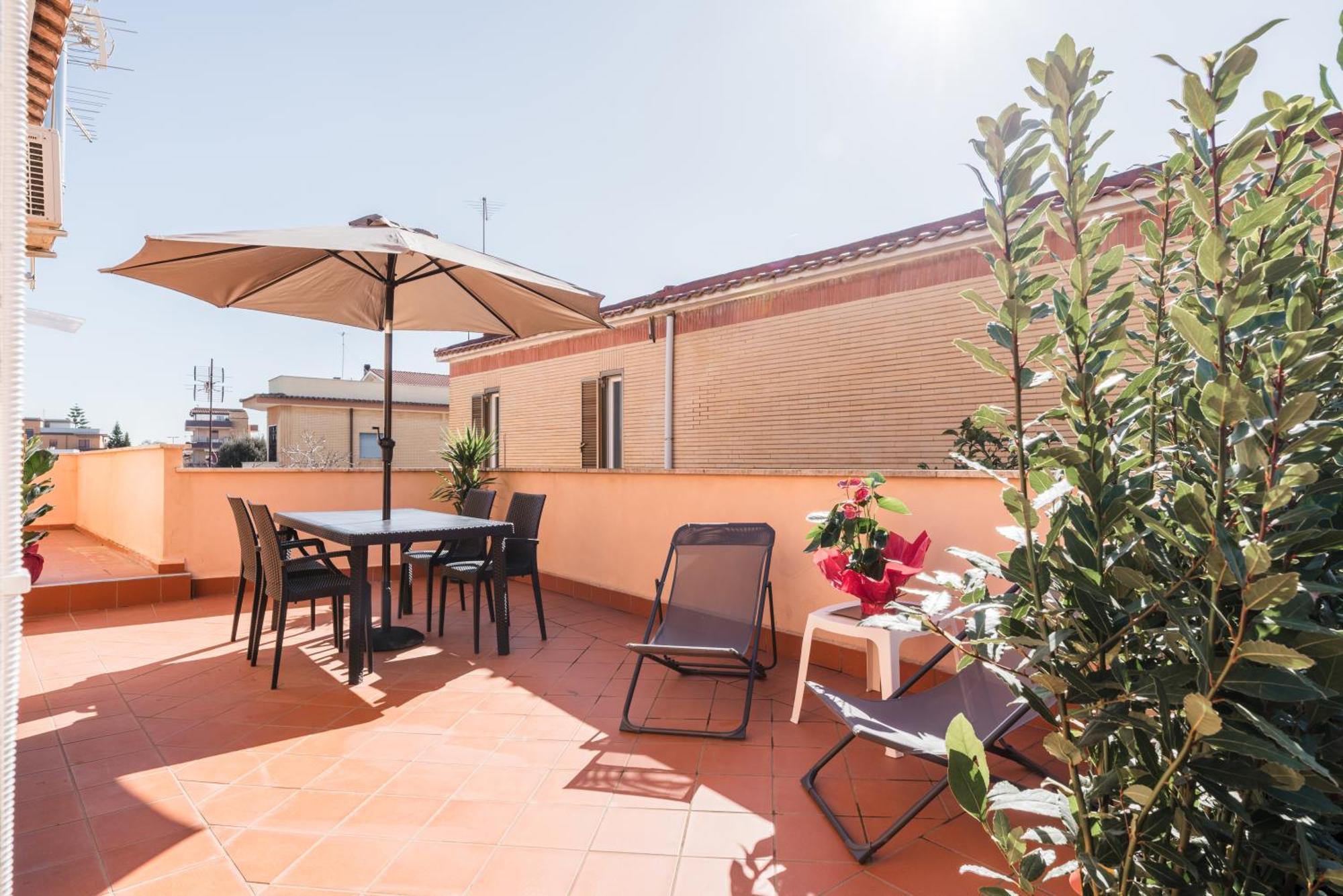 360 Guesthouse - Apartment With Terrace Fiumicino Exteriör bild